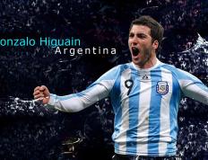 比赛局势复杂引发热议！，浓眉哥在湖人比赛中险胜气势如虹延续